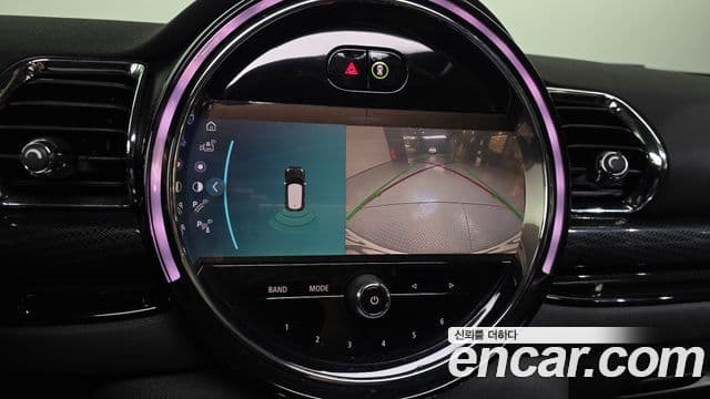 Mini Cooper Clubman 2021 — ფოტო 15/20