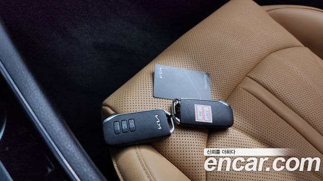 Kia K5 2022 — Şəkil 15/20