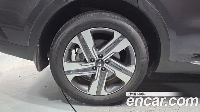 Kia Sorento 2021 — фото 5 из 20