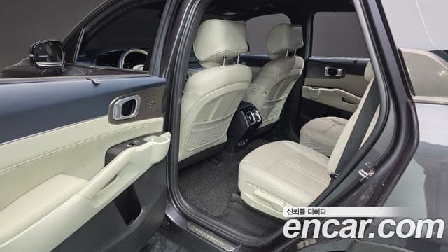 Kia Sorento 2021 — фото 12 из 20