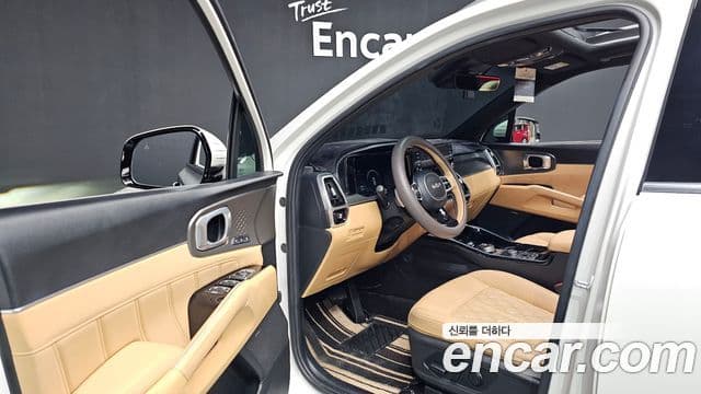 Kia Sorento 2021 — фото 10 из 20