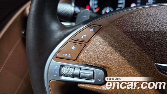 Genesis Electrified G80 2023 — ფოტო 14/20