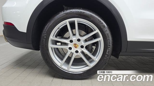 Porsche Cayenne 2019 — Şəkil 5/20