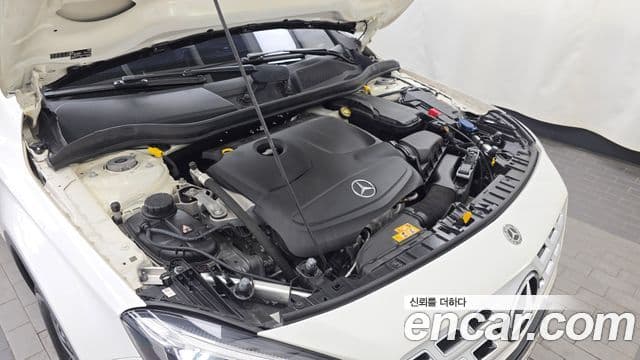 Mercedes-Benz GLA-Class 2019 — фото 6 из 20