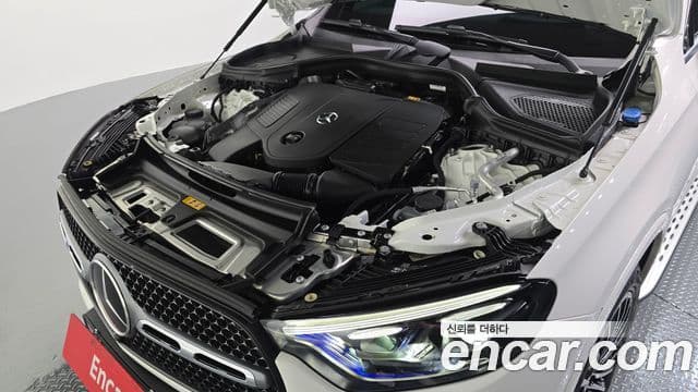 Mercedes-Benz GLC-Class 2025 — Photo 13/31