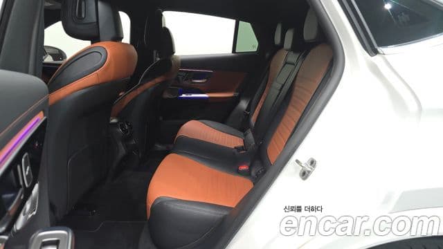 Mercedes-Benz GLC-Class 2025 — Photo 25/31