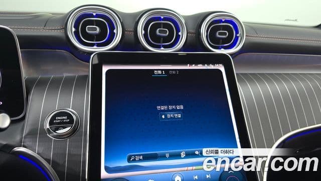 Mercedes-Benz GLC-Class 2025 — Photo 10/31