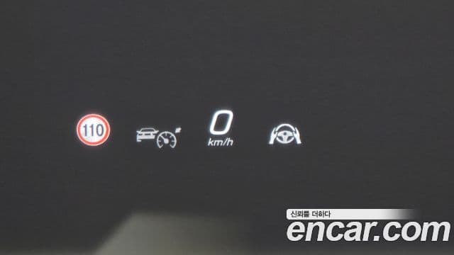 Mercedes-Benz GLC-Class 2025 — Photo 28/31
