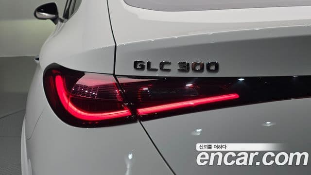 Mercedes-Benz GLC-Class 2025 — Photo 6/31