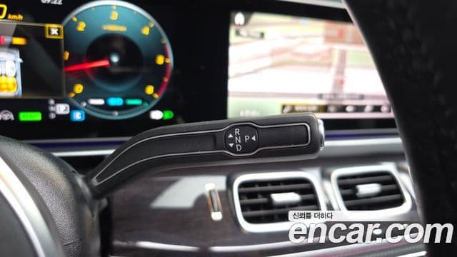Mercedes-Benz GLE-Class 2022 — Şəkil 9/20