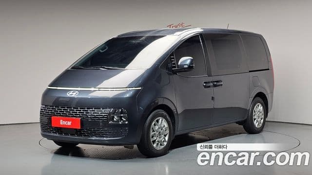 Hyundai Staria 2024 — Фото 1/20