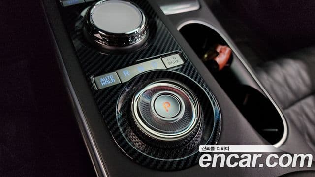 Genesis GV70 2021 — фото 8 из 20
