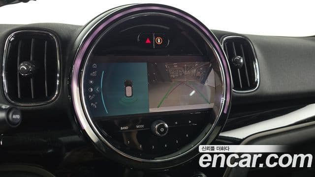 Mini Cooper D Countryman 2021 — Şəkil 14/20