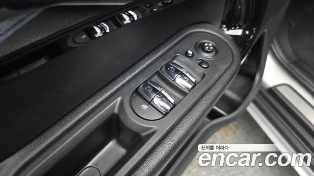 Mini Cooper D Countryman 2021 — Photo 15/34