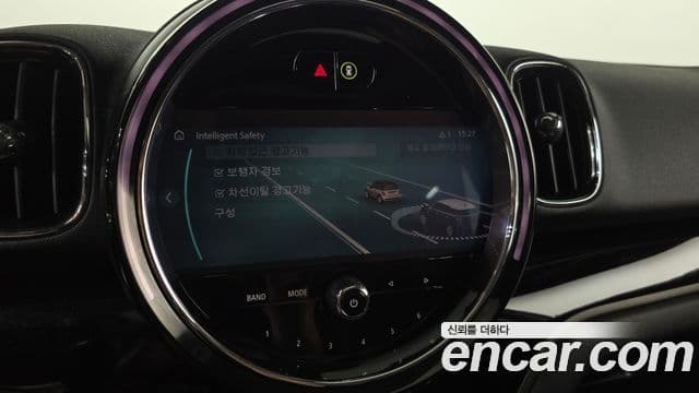 Mini Cooper D Countryman 2021 — Photo 9/34