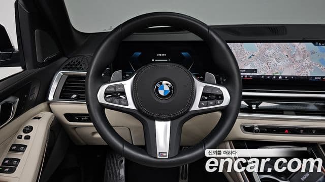 BMW X5 2025 — ფოტო 13/20