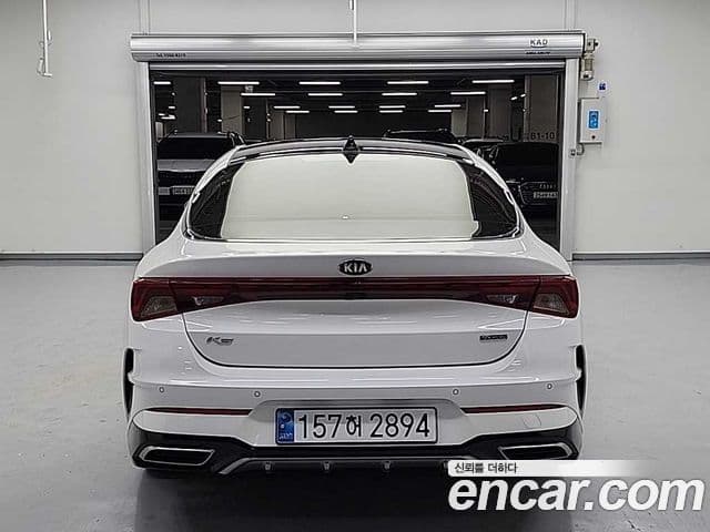 Kia K5 2021 — ფოტო 2/19