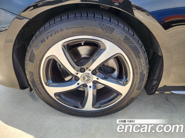 Mercedes-Benz E-Class 2019 — Şəkil 20/20