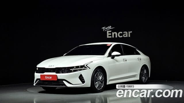 Kia K5 2023 — Şəkil 1/20