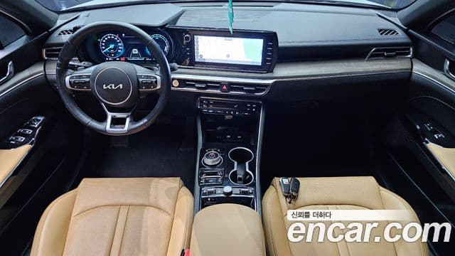 Kia K5 2023 — Şəkil 7/20
