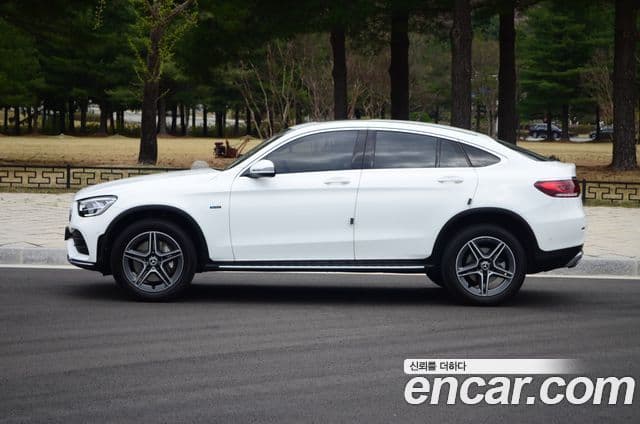 Mercedes-Benz GLC-Class 2021 — ფოტო 19/20