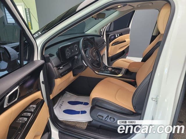 Kia Carnival 2021 — Фото 6/20