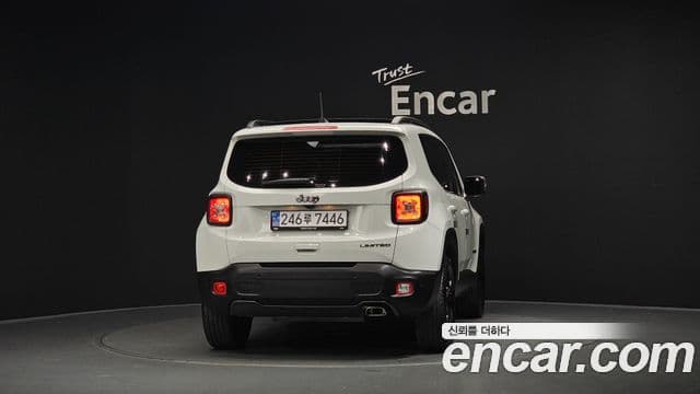 Jeep Renegade 2022 — Şəkil 4/20