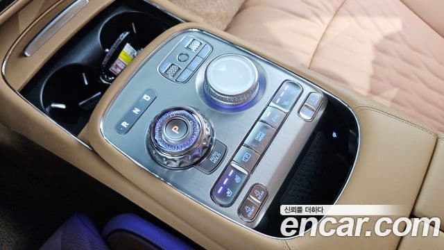 Genesis G90 2024 — ფოტო 8/20