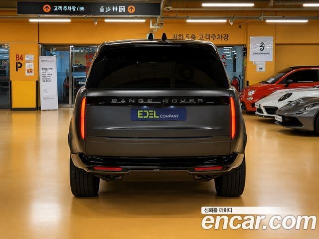 Land Rover Range Rover 2024 — Фото 3/20