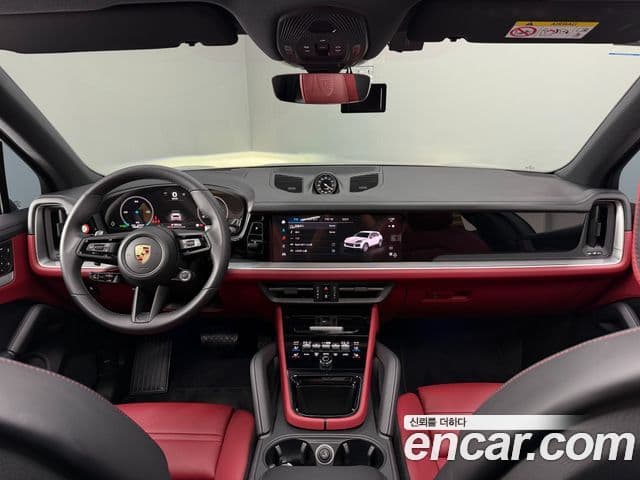 Porsche Cayenne 2024 — ფოტო 16/20