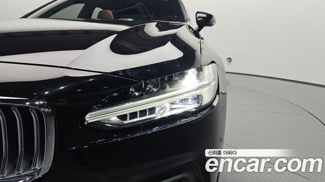 Volvo S90 2025 — Photo 12/34