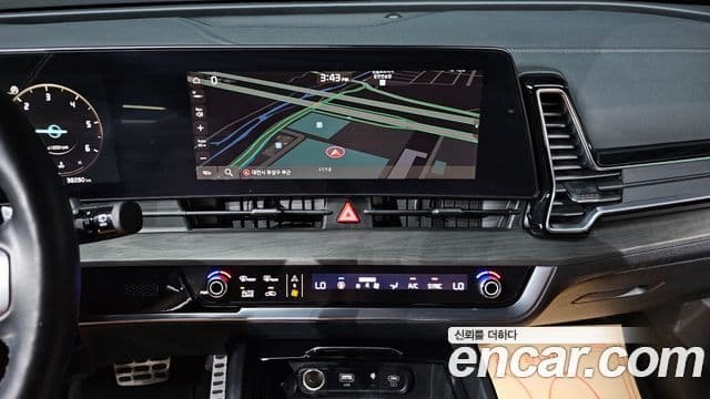 Kia Sportage 2023 — ფოტო 16/20