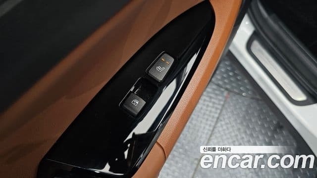 Kia Sportage 2023 — ფოტო 18/20