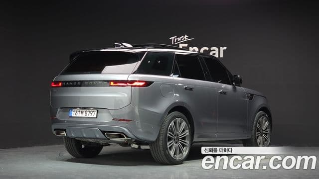 Land Rover Range Rover Sport 2025 — ფოტო 2/20