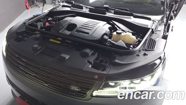 Land Rover Range Rover Sport 2025 — ფოტო 6/20