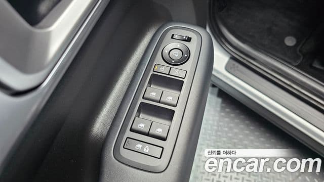 Hyundai Santa Fe 2025 — ფოტო 18/20