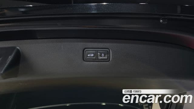 Genesis GV80 2023 — фото 16 из 20