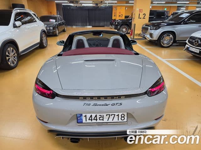 Porsche 718 Boxster 2023 — фото 4 из 20
