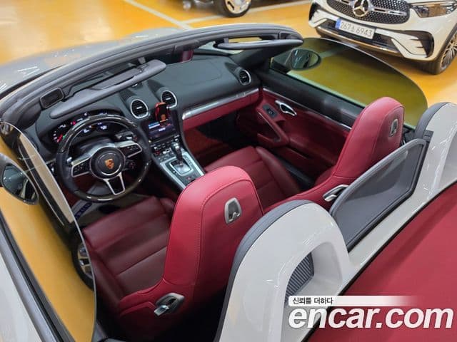 Porsche 718 Boxster 2023 — фото 7 из 20