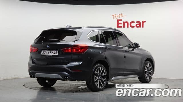 BMW X1 2022 — фото 2 из 20