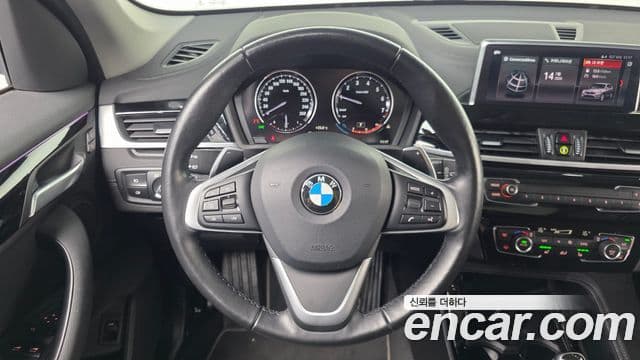 BMW X1 2022 — фото 13 из 20