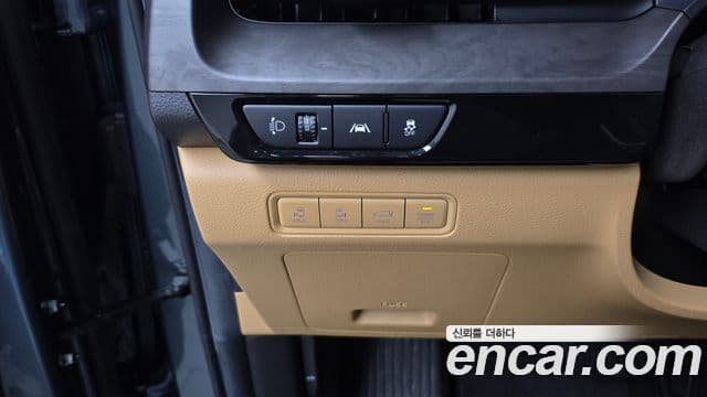 Kia Carnival 2020 — Фото 18/20