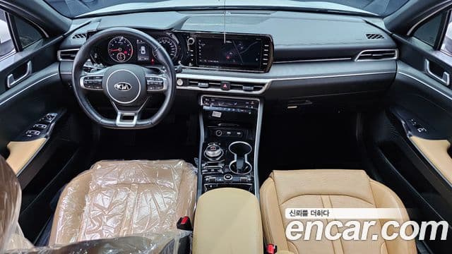 Kia K5 2020 — ფოტო 7/20