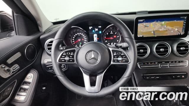 Mercedes-Benz C-Class 2019 — Şəkil 13/20