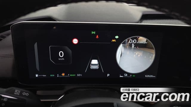 Kia Carnival 2024 — ფოტო 7/20