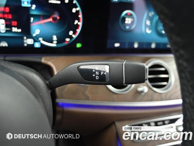 Mercedes-Benz E-Class 2022 — Şəkil 7/20