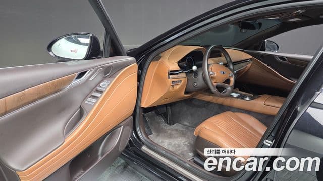 Genesis Electrified G80 2021 — фото 9 из 20