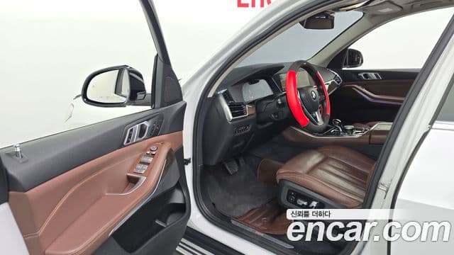 BMW X5 2019 — ფოტო 10/20