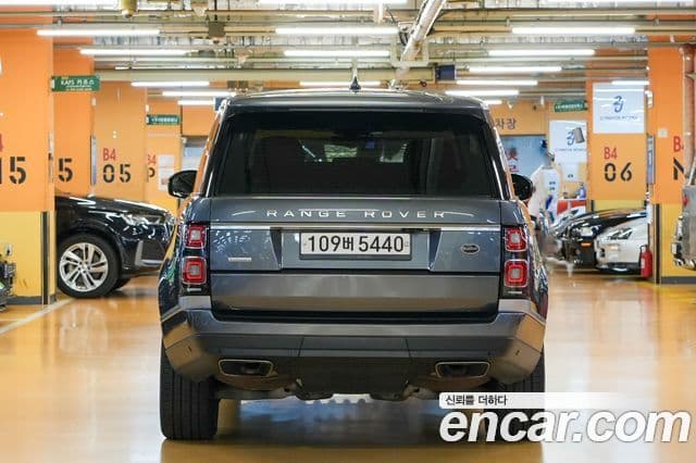 Land Rover Range Rover 2018 — Фото 4/20