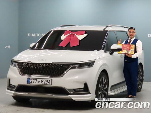 Kia Carnival 2022 — ფოტო 1/20